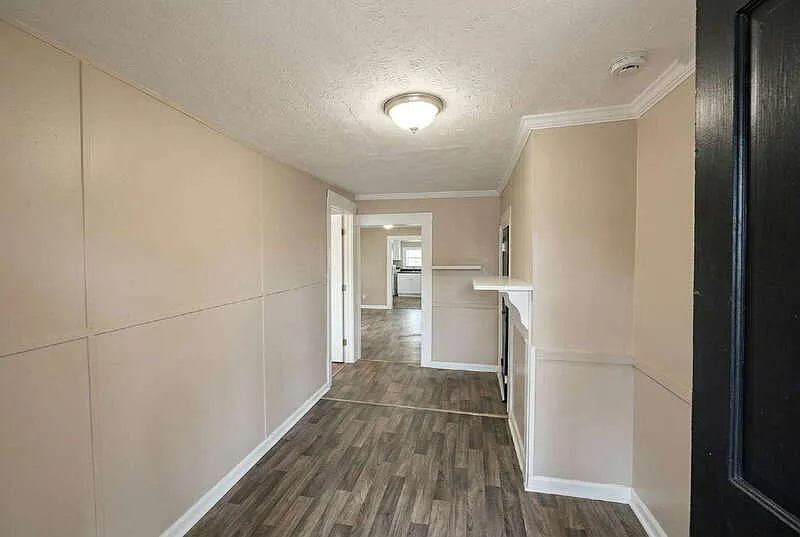 218 Irving Avenue - 1 — Photo 2