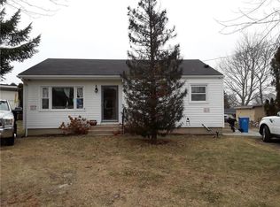 11 Roy Ave, Middletown, RI 02842