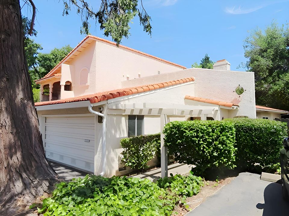 1st image of 7309 Villa Del Sol Ln