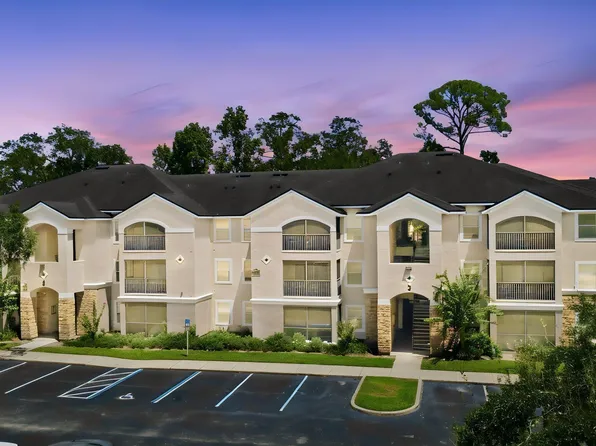 940 Village Trl Unit 3-104, Port Orange, FL 32127