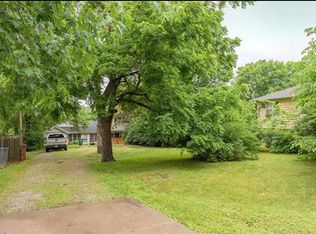 4832 Fontana St, Roeland Park, KS 66205