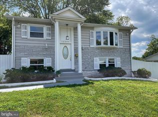 13225 Hawthorn Ln, Woodbridge, VA 22193