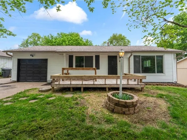 11 SE 240th Rd, Warrensburg, MO 64093