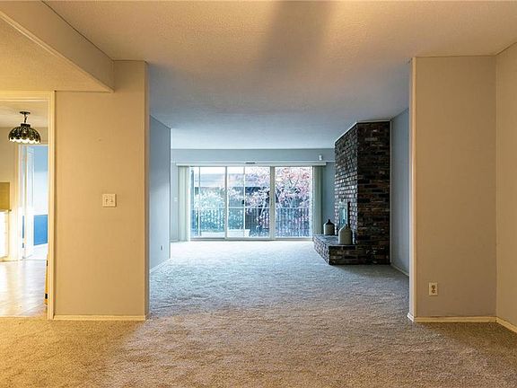 5th image of 4505 Headwood Dr APT 7