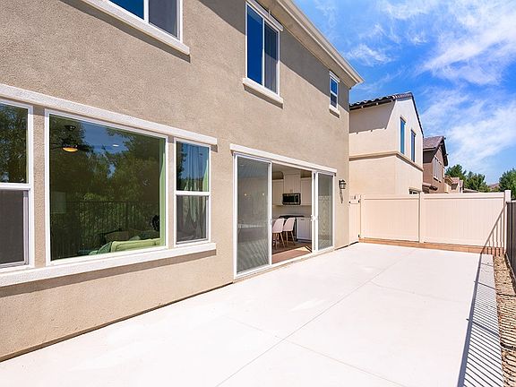 3rd image of 14309 Hillcrest Dr #26