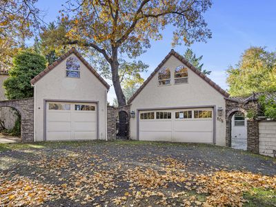 805 Hillview Dr, Ashland, OR, 97520
