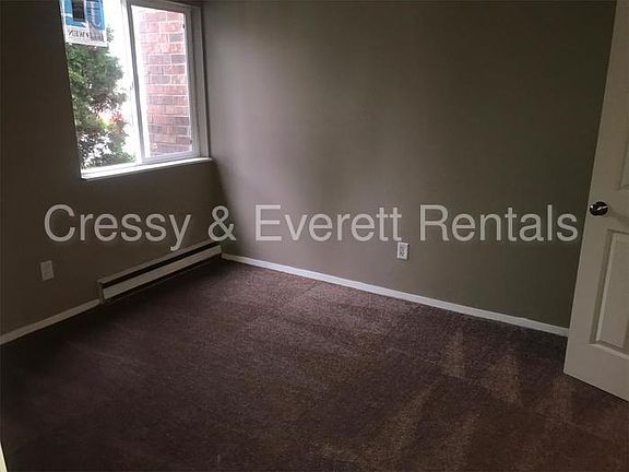 5th image of 510 S 3rd St APT C