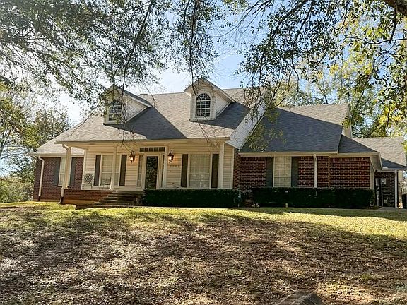 3rd image of 2001 Ventureview St