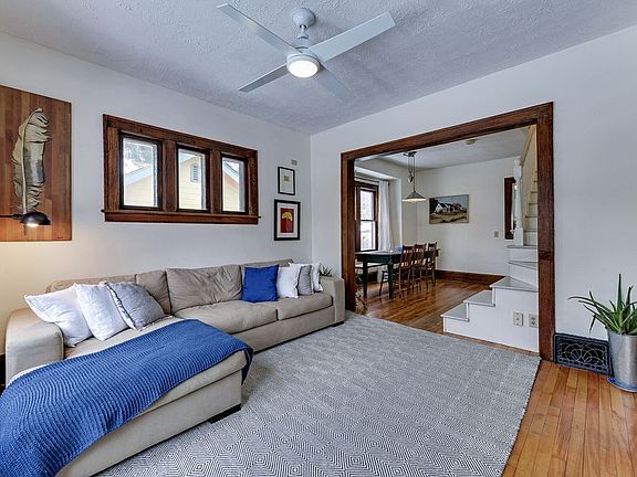 4th image of 3536 36th Ave S