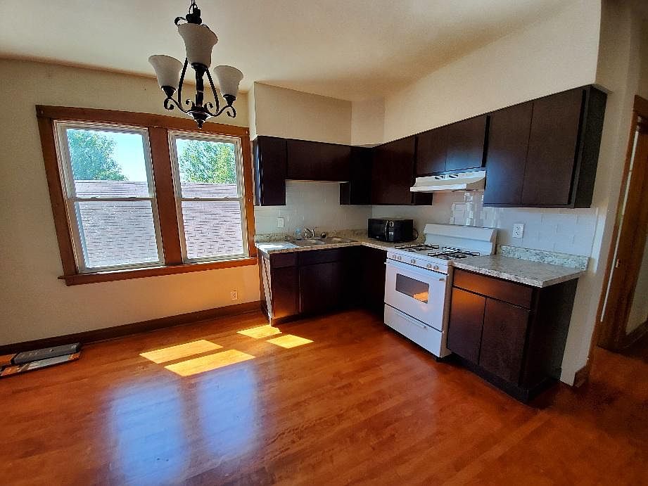 1st image of 1643 Kenilworth Ave APT 2