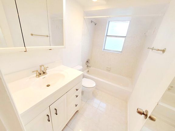 2nd image of 1820 SW 81st Ave APT 3117