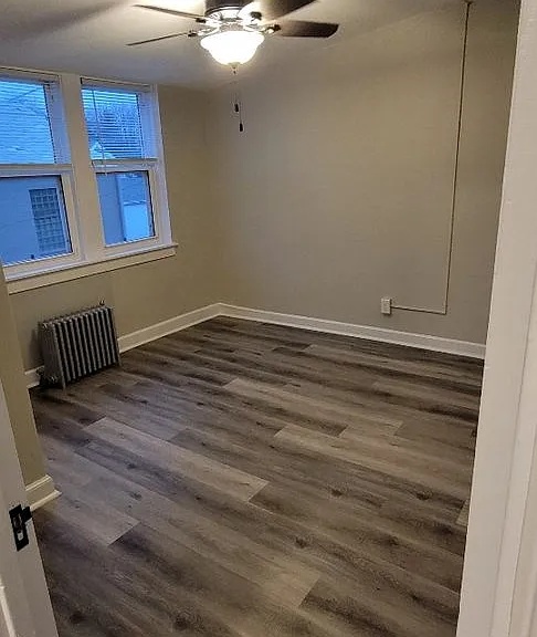 4932 S Packard Ave — Photo 1