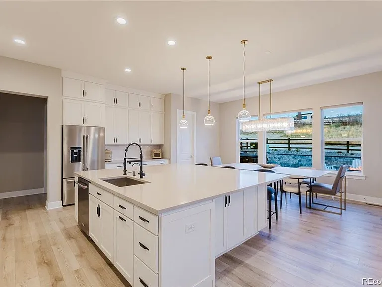 5338 Brotherton Ct — Photo 8