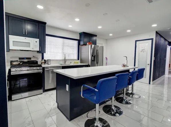 5100 N Highway 99 #230, Stockton, CA 95212