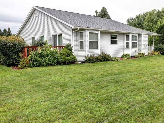 5th image of 1733 Plum Dr