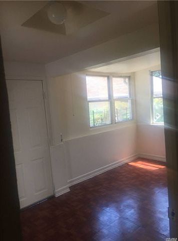 2nd image of 137-17 233rd St