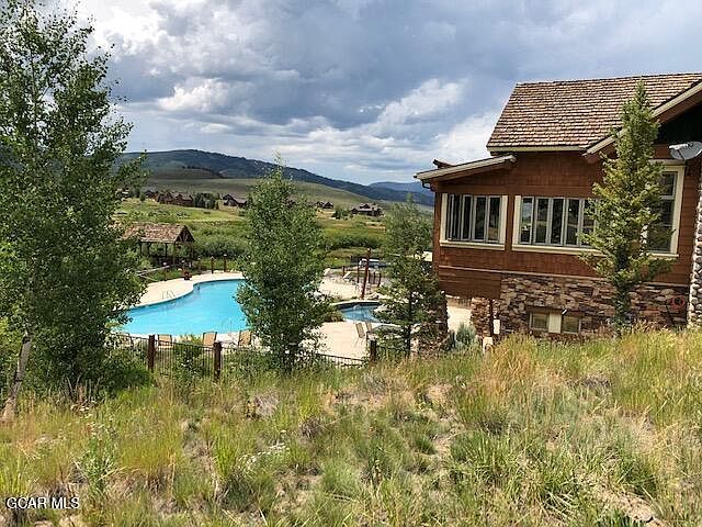 1st image of 800 BUCKHORN Drive