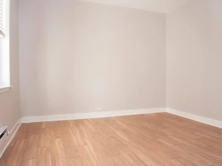 511 W Belmont Ave #32 — Photo 6
