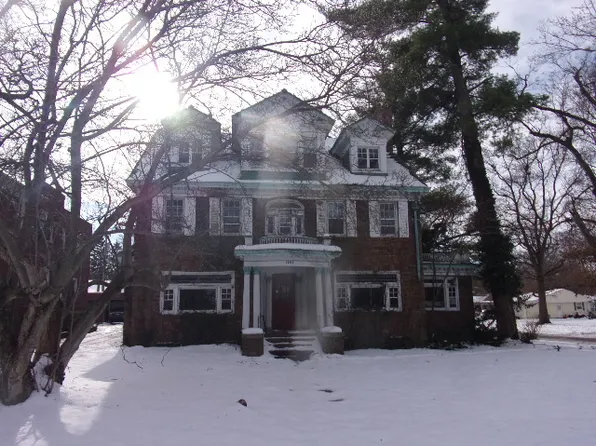 1595 W Macon St, Decatur, IL 62522