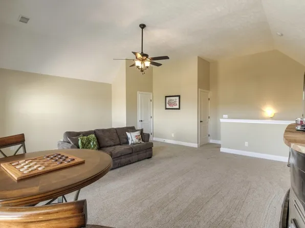 7913 Kirkfield Dr, Nashville, TN 37211