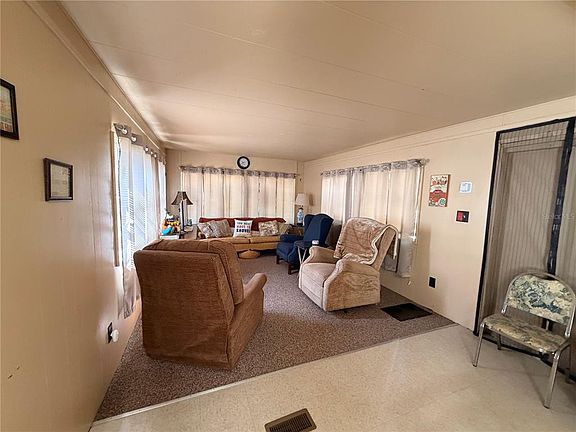 4th image of 55710 Fern Rd