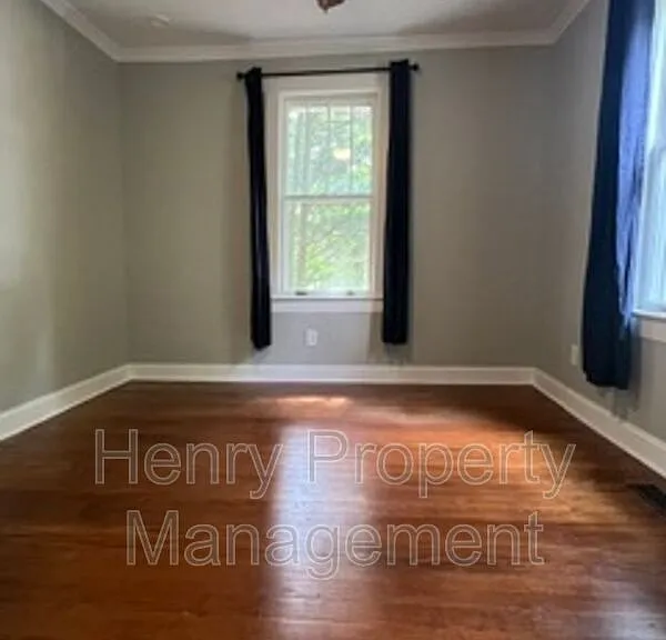 309 Williams St — Photo 8
