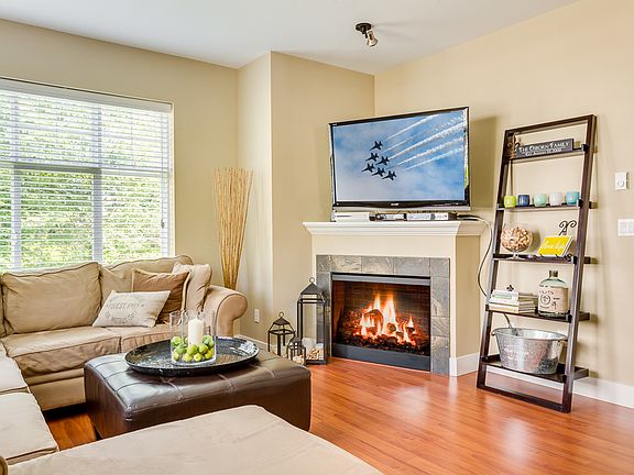 3rd image of 22549 NE Alder Crest Ln