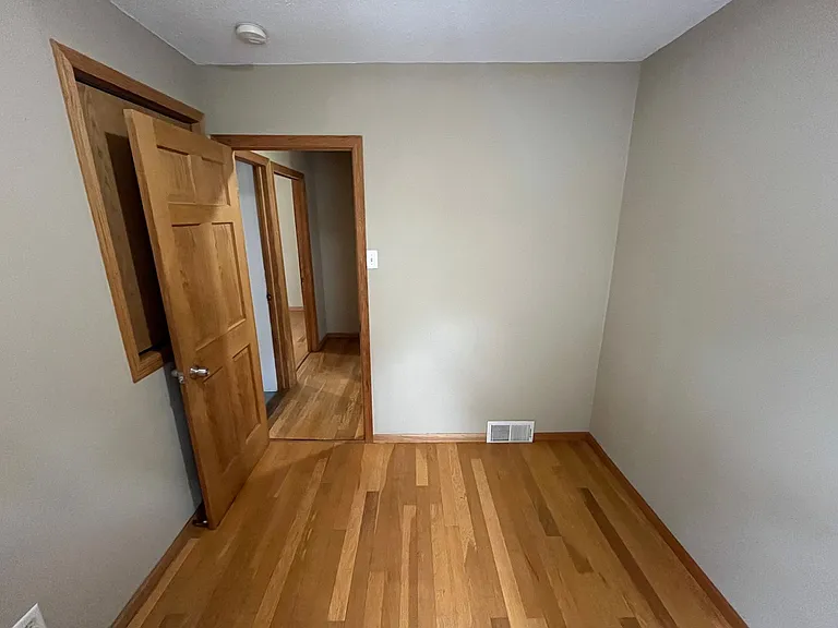 1001 Hubbard Ave — Photo 13