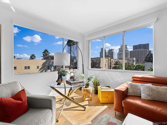 4th image of 1642 7th Ave Unit 431