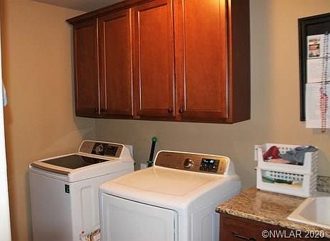 5th image of 1015 Spanish Moss Cir
