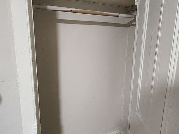 5th image of 6 Liberty St APT 3