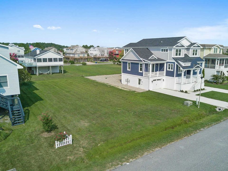 1st image of 322 Sandpiper Dr
