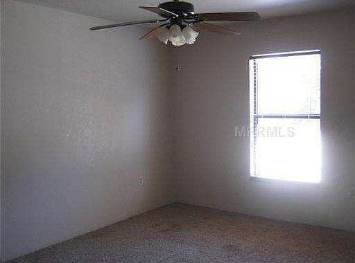 5th image of 2601 Willow Cir