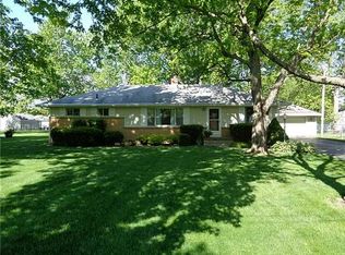 28515 Snyder Dr, Millbury, OH 43447