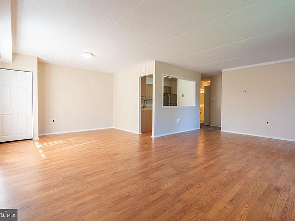4th image of 501 N Bethlehem Pike APT 11A