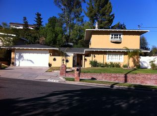 4016 Magna Carta Rd, Calabasas, CA 91302