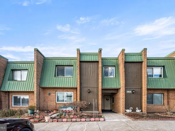 1308 Meadowview Ln #1308, Mont Clare, PA 19453