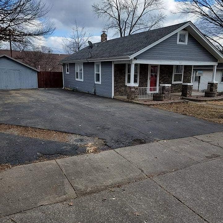 2nd image of 312 N Jefferson St