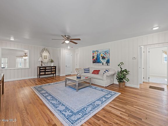 5th image of 302 Fleetwood Street