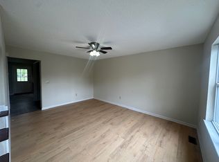 7652 Franklin St APT 10, Connelly Springs, NC 28612