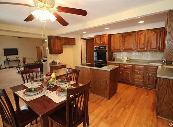 4th image of 6445 Bluff Farm Dr
