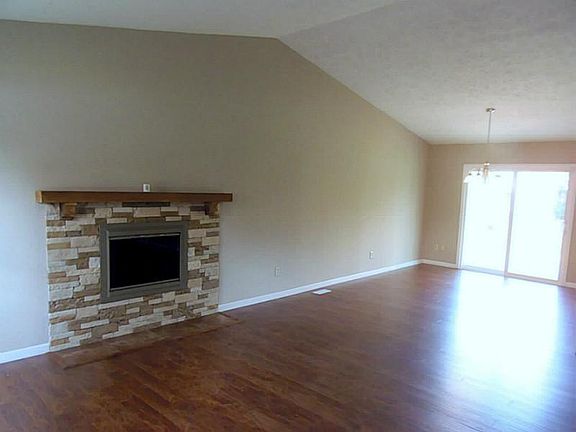 4th image of 8901 Gunpowder Dr