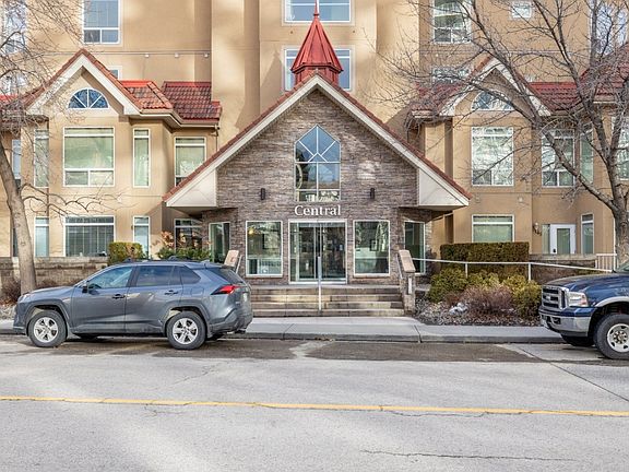 2nd image of 1088 Sunset Dr Unit 546