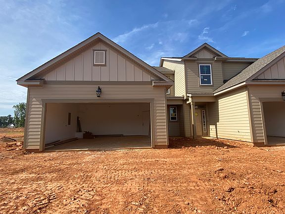 2nd image of 547 Vinings Dr