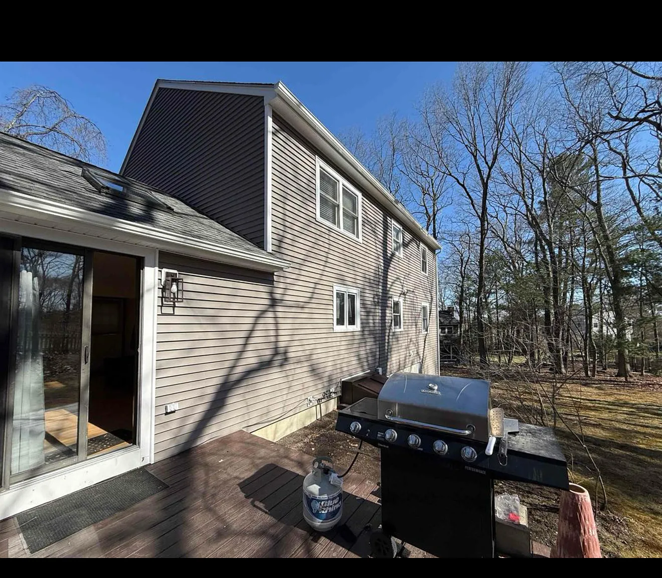 4 bed, 2.5 bath, 3636 sqft, $4,200 — Photo 2