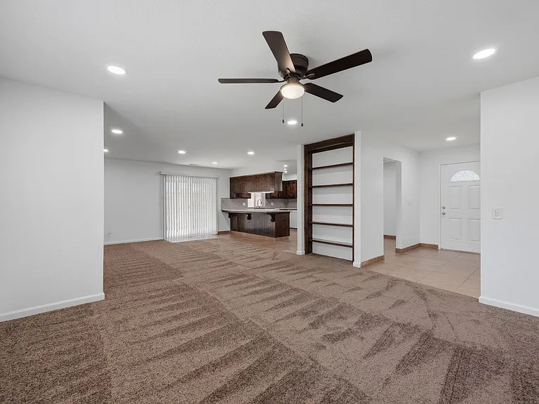 1684 E Walnut Ave — Photo 23