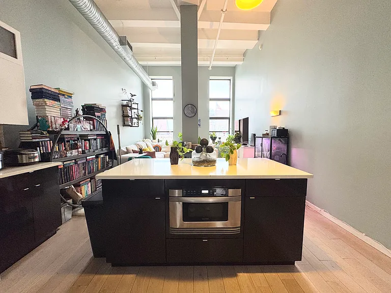728 Market St #502A — Photo 7