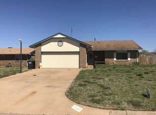 941 Freeland Dr, Enid, OK 73701