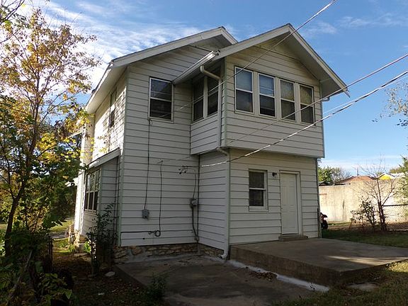 3rd image of 4401 Montgall Ave