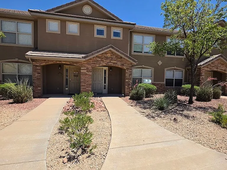 3155 S Hidden Valley Dr #177 — Photo 1